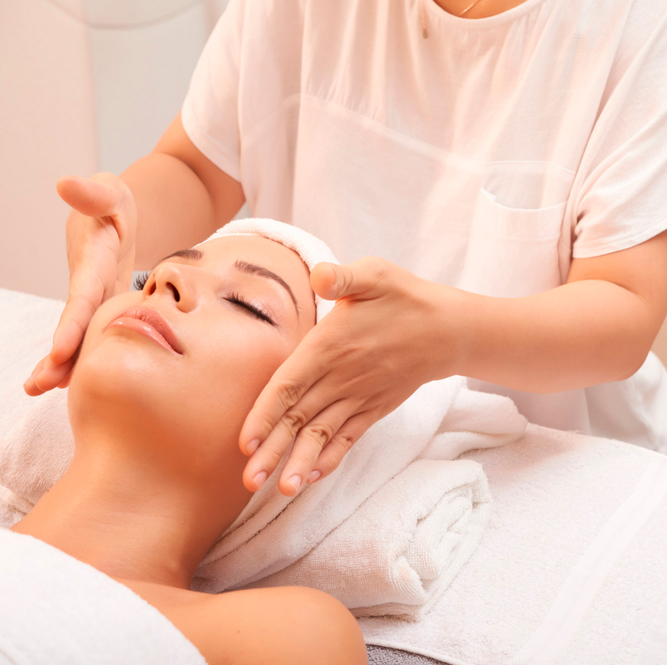 Prepara tu rostro: TOP servicios Tratamientos Faciales